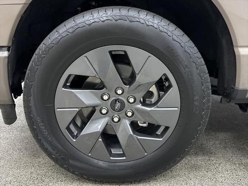 2023 Ford F-150 Lightning XLT