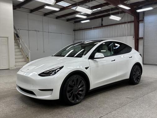 2022 Tesla Model Y Performance Dual Motor All-Wheel Drive