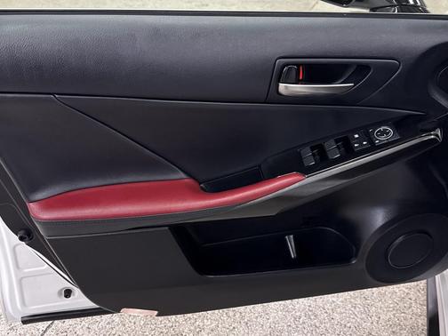 2021 Lexus IS 300 Base