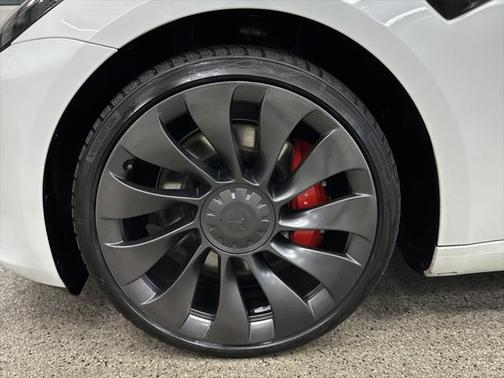 2023 Tesla Model 3 Performance