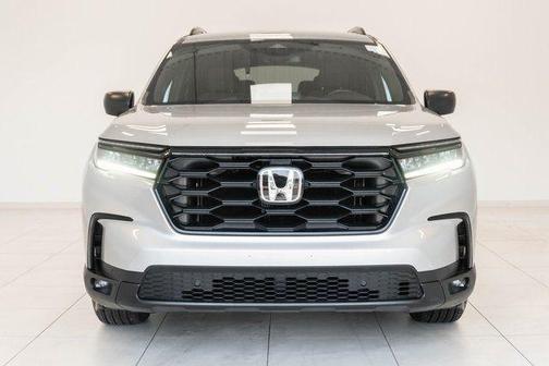 2023 Honda Pilot AWD Sport