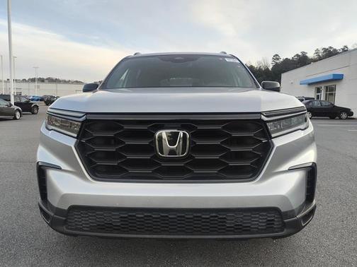 2023 Honda Pilot AWD Sport