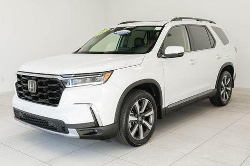 2024 Honda Pilot Touring 8-Passenger