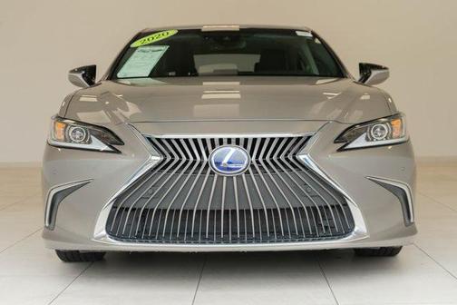 2020 Lexus ES 300h Base