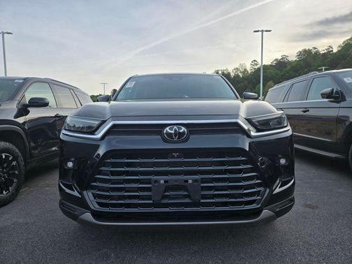 Black 2024 Toyota Grand Highlander Platinum