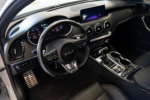 2023 Kia Stinger GT-Line