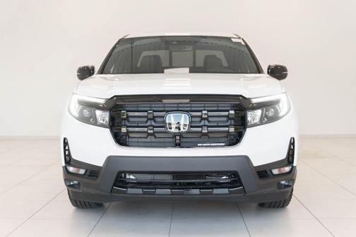 Platinum White Pearl 2026 Honda Ridgeline Black