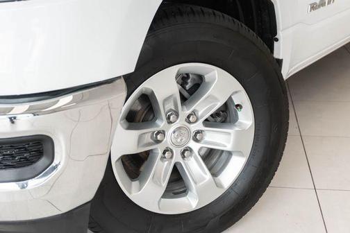 Bright White Clearcoat 2024 RAM 1500 Laramie