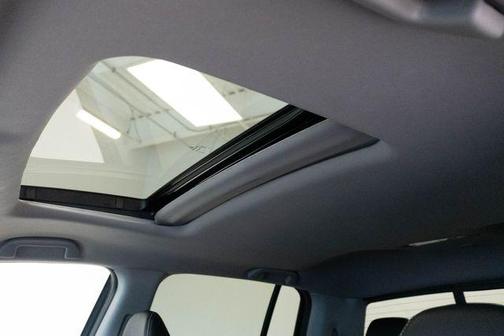 Crystal Black Pearl 2025 Honda Ridgeline RTL