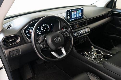 2025 Honda Pilot Touring 8-Passenger