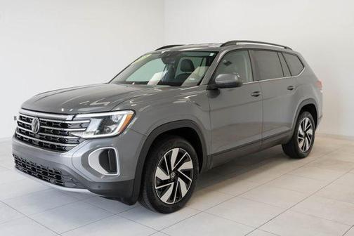 2025 Volkswagen Atlas 2.0T SE w/Technology 4MOTION