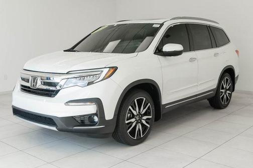 2022 Honda Pilot Touring 8-Passenger