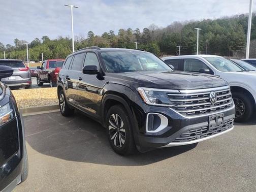 2024 Volkswagen Atlas 2.0T SE