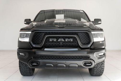 Diamond Black Crystal Pearlcoat 2022 RAM 1500 Rebel