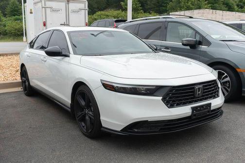 Platinum White Pearl 2024 Honda Accord Hybrid Sport-L