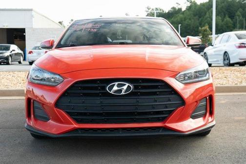 2019 Hyundai Veloster 2