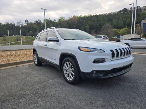 Bright White Clearcoat 2017 Jeep Cherokee Latitude