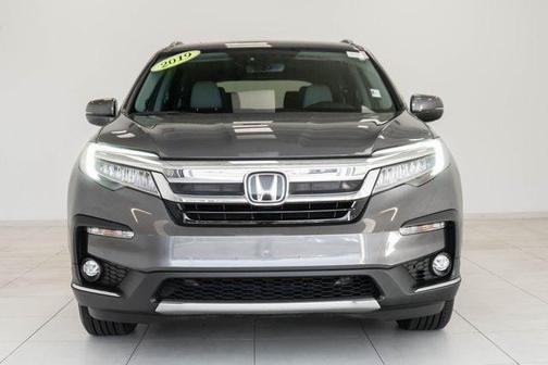 2019 Honda Pilot Touring 8-Passenger