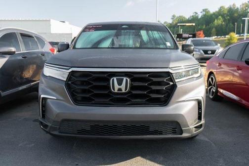 2023 Honda Pilot 2WD LX