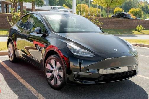 2024 Tesla Model Y Long Range Dual Motor All-Wheel Drive