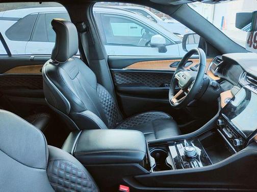 2022 Jeep Grand Cherokee 4xe Summit Reserve