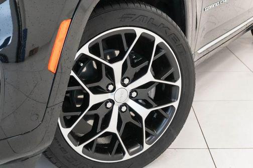 2022 Jeep Grand Cherokee 4xe Summit Reserve