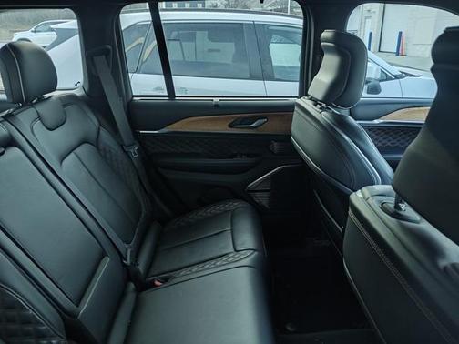 2022 Jeep Grand Cherokee 4xe Summit Reserve