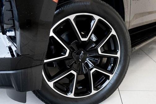 2023 Chevrolet Tahoe 4WD RST