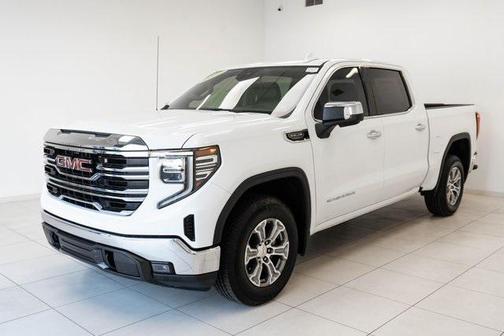 2022 GMC Sierra 1500 SLT