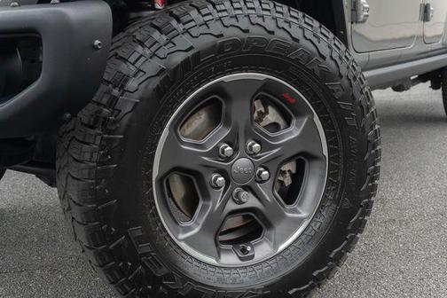 Sting-Gray Clearcoat 2021 Jeep Gladiator Rubicon