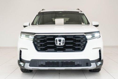 2023 Honda Pilot AWD Elite