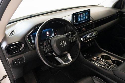 2023 Honda Pilot AWD Elite