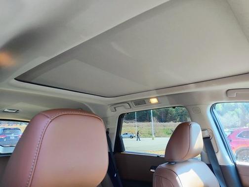 2023 Nissan Pathfinder Platinum 4WD