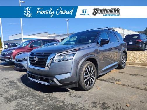 2023 Nissan Pathfinder Platinum 4WD