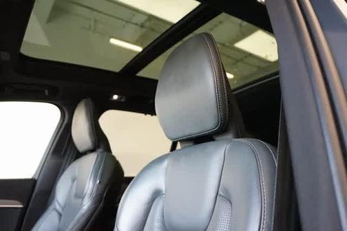 2022 Volvo XC90 T6 Inscription