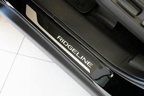 2025 Honda Ridgeline Black