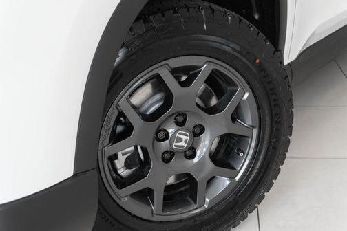 Platinum White Pearl 2026 Honda Pilot TrailSport