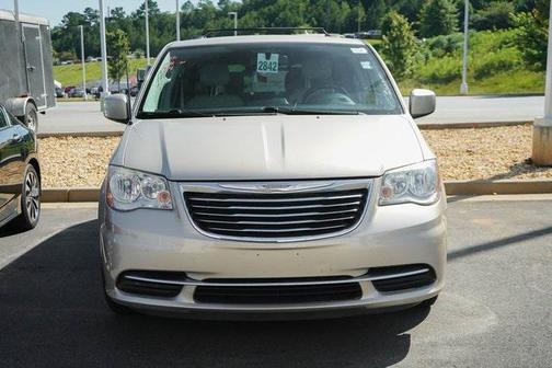 2016 Chrysler Town & Country LX