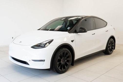 2023 Tesla Model Y Long Range Dual Motor All-Wheel Drive