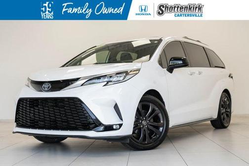 2023 Toyota Sienna XSE 7 Passenger