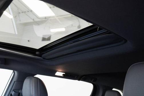 2023 Toyota Sienna XSE 7 Passenger