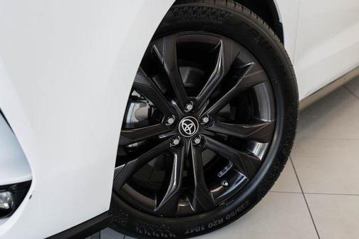2023 Toyota Sienna XSE 7 Passenger