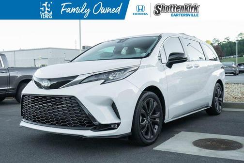 2023 Toyota Sienna XSE 7 Passenger