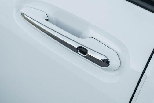 2023 Toyota Sienna XSE 7 Passenger