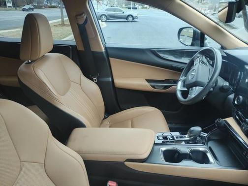 2024 Lexus NX 250 Premium