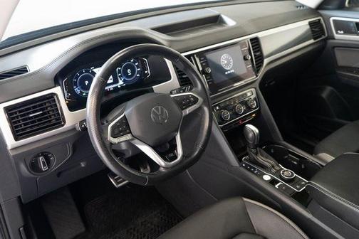 2022 Volkswagen Atlas 3.6L SEL Premium