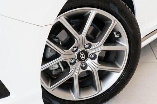 2018 Hyundai SONATA Limited 2.0T