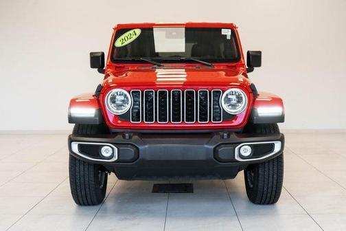 2024 Jeep Wrangler 4-Door Sahara 4x4