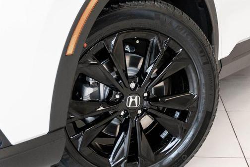 Platinum White Pearl 2026 Honda CR-V Hybrid Sport Touring AWD