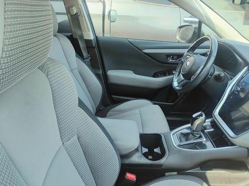 Crystal Black Silica 2024 Subaru Outback Premium